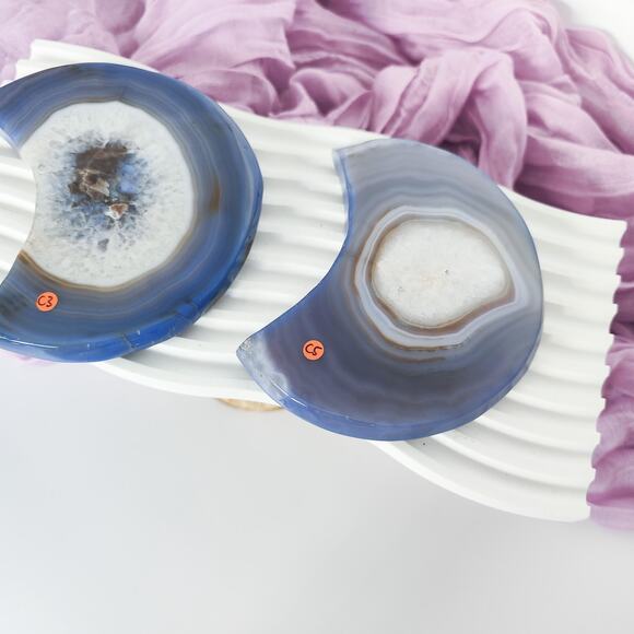 Large Druzy Agate Flat Moon Crystal Carving - Picture 8 of 10